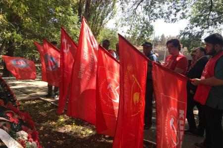 Под знаменем Ленина! Коммунисты Карачаево-Черкесии провели краснознаменный автопробег в поддержку воинов СВО