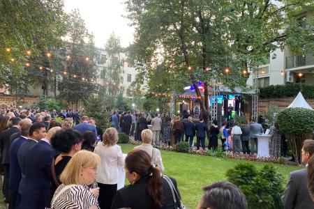 Союз коммунистических партий - КПСС поздравил с 33-летием независимости Республики Узбекистан