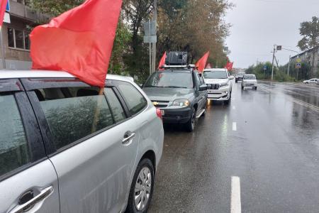 Коммунисты Забайкалья провели автопробег в поддержку освободительной миссии СВО