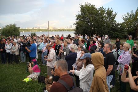 Москва. Строгино: нет дороге через парк Москворецкий!