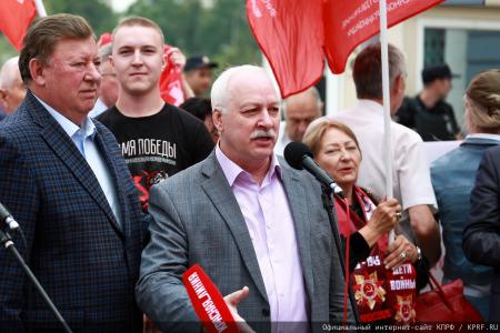 «Объединиться, чтобы победить  фашизм!» Патриотическая акция прошла в Москве
