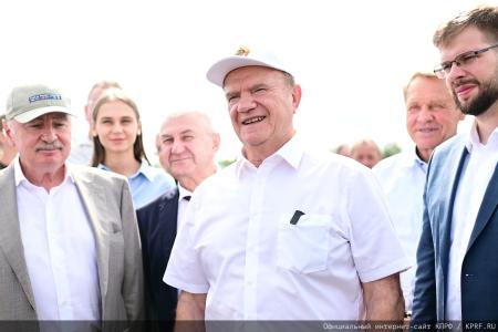 В ходе визита в Орловскую область Г.А. Зюганов посетил центр селекции и семеноводства