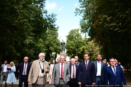 Завершился визит Г.А. Зюганова в Орловскую область