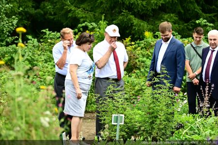 В ходе визита в Орловскую область Г.А. Зюганов посетил центр селекции и семеноводства
