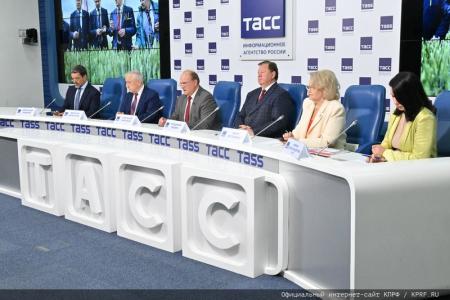 Г.А. Зюганов: «Наши руководители Комитетов Госдумы работают на Победу и созидание»