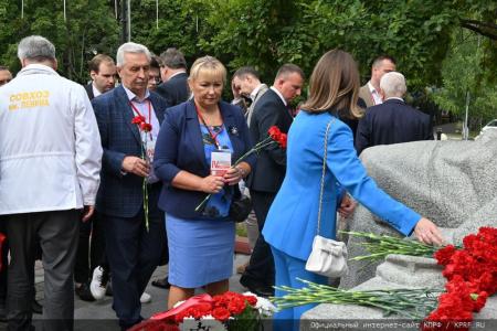 КПРФ провела IV-й международный экономический форум в совхозе имени В.И. Ленина