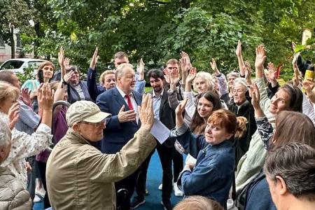 Москва. Протестная встреча депутата С.П. Обухова с жителями в Преображенском: «Власть просто обязана соблюдать законы при точечной застройке!»