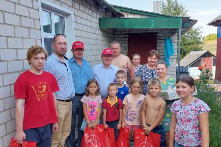 Курску помогает вся партия