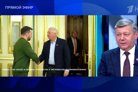 Дмитрий Новиков на Первом канале: “Страна активно помогает Новороссии, КПРФ направляет туда гуманитарные конвои, и граждане России ждут, что олигархия, наконец, раскошелится”