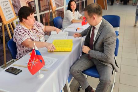 Юрий Афонин проголосовал на выборах в Туле