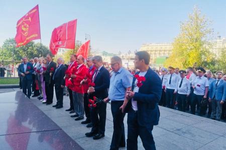 Руководитель фракции КПРФ в Мособлдуме Александр Наумов: Победили фашизм в 1945 – победим и сейчас!