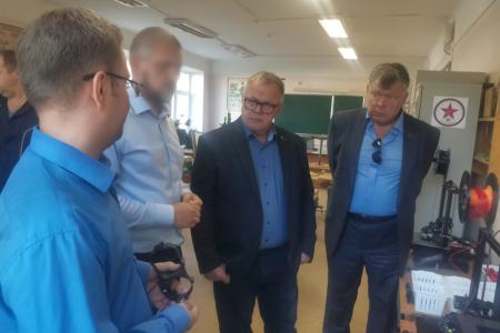Руководитель фракции КПРФ в Мособлдуме Александр Наумов: Депутаты-коммунисты плечом к плечу помогают ковать нашу общую Победу!
