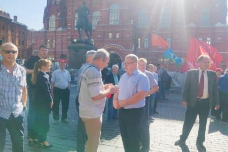 Руководитель фракции КПРФ в Мособлдуме Александр Наумов: Победили фашизм в 1945 – победим и сейчас!