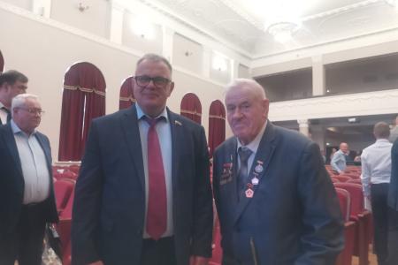 Московская область. Депутат КПРФ Александр Наумов поздравил коллектив коломенского завода «Станкотех» с юбилеем