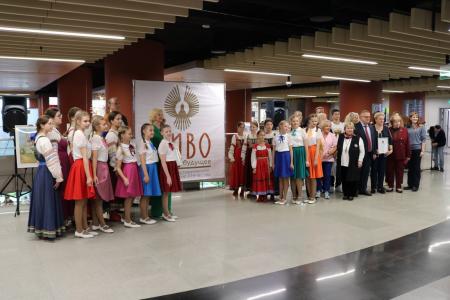 Депутаты-коммунисты Мособлдумы открыли выставку работ регионального конкурса «ДИВО»