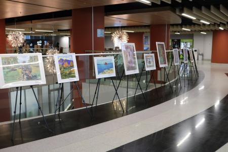 Депутаты-коммунисты Мособлдумы открыли выставку работ регионального конкурса «ДИВО»