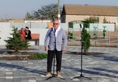 Первый секретарь Калмыцкого рескома КПРФ Николай Нуров принял участие в открытии парка в поселке Ики-Бурул
