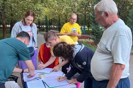 Краснодар. Коммунист-депутат Александр Сафронов настаивает на диалоге местных властей с жителями по вопросу о новом строительстве в зеленой зоне на набережной Кубани