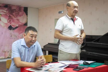 Республика Калмыкия. Николай Арефьев провел встречу с избирателями в селе Садовое