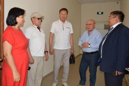 Республика Калмыкия.  Встречи депутата Госдумы Николая Арефьева в селе Приютное
