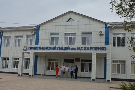 Республика Калмыкия.  Встречи депутата Госдумы Николая Арефьева в селе Приютное