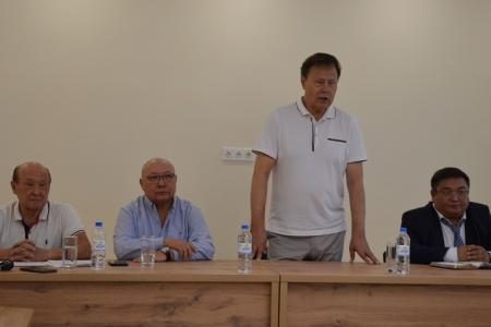 Республика Калмыкия.  Встречи депутата Госдумы Николая Арефьева в селе Приютное