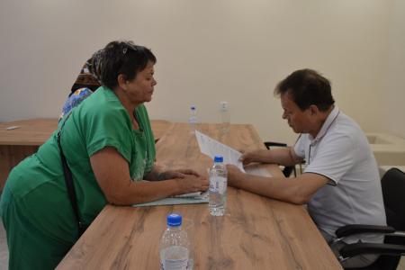 Республика Калмыкия.  Встречи депутата Госдумы Николая Арефьева в селе Приютное