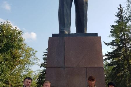 Хочу вернуться на фронт коммунистом. Участник СВО из Карачаево-Черкесии принят в КПРФ