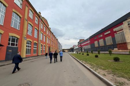Г. А. Зюганов посетил «Кировский завод» в Санкт-Петербурге