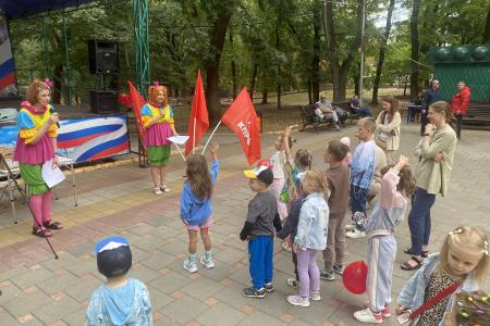 Ставропольские коммунисты организовали праздник для детей