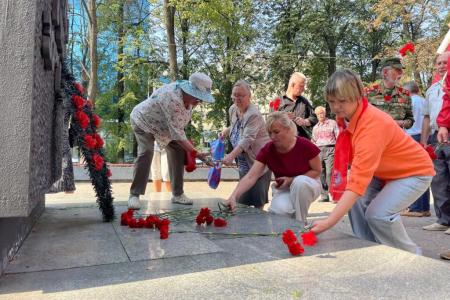 Ярославские коммунисты отметили дату окончания Второй мировой войны