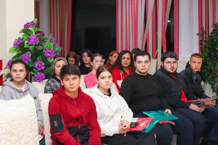 Слет комсомольского актива СКФО стартовал в Дагестане