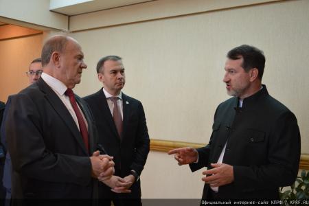 Г. А. Зюганов - коллективу "Кировского завода": Я горжусь, что все эти годы мы были вместе с вами