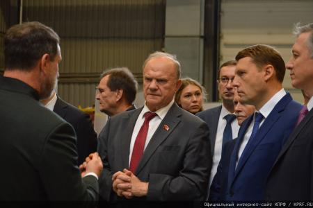 Г. А. Зюганов - коллективу "Кировского завода": Я горжусь, что все эти годы мы были вместе с вами