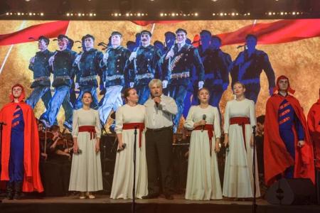 Г. А. Зюганов - коллективу "Кировского завода": Я горжусь, что все эти годы мы были вместе с вами