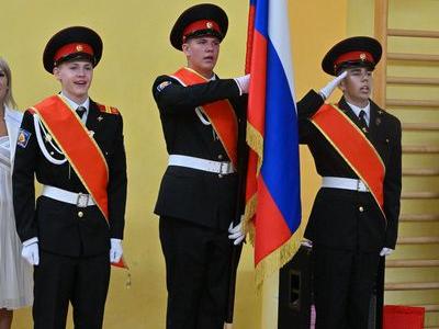 2 сентября Г.А. Зюганов принял участие в торжественных мероприятиях, посвященных Дню знаний, в школе №950 московского района Отрадное