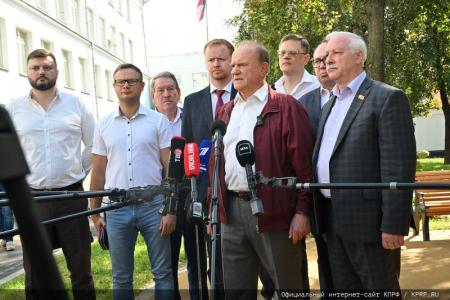 Г.А. Зюганов проголосовал на своем избирательном участке в городе Москве