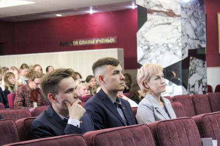 Удмуртская республика. При участии КПРФ в Доме ученых состоялась научная конференция памяти Ю.Д. Маслюкова