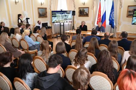 Нина Останина встретилась с преподавателями и студентами Герценовского университета в Санкт-Петербурге