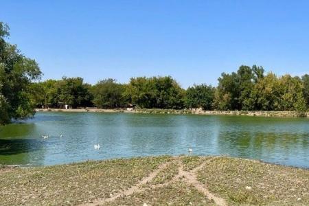 Подарок ветерану-животноводу от коммунистов Кетченеровского района Калмыкии