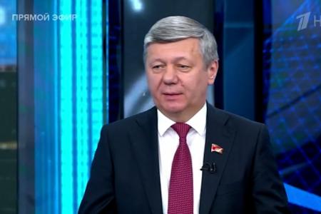 Дмитрий Новиков на Первом канале о провальной логике Зеленского и схватке националистов с глобалистами в США