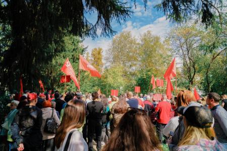 Свердловская область. Ревдинцы провели акцию протеста в защиту памятника Ленину