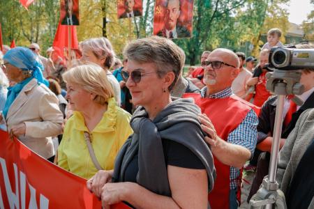 Свердловская область. Ревдинцы провели акцию протеста в защиту памятника Ленину