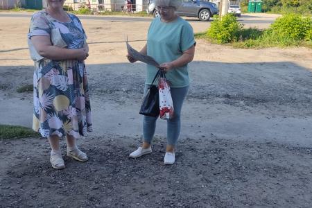 Коммунисты Ивановской области активно распространяют спецвыпуск газеты «Правда»