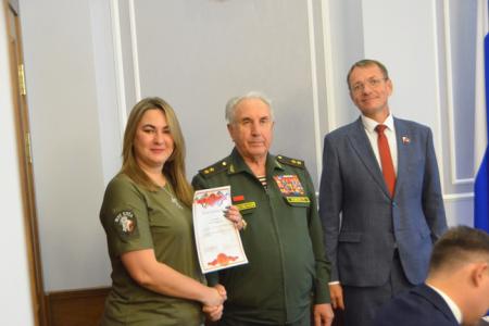 Ростовская область. Депутаты КПРФ обсудили на круглом столе тему деятельности военных волонтеров