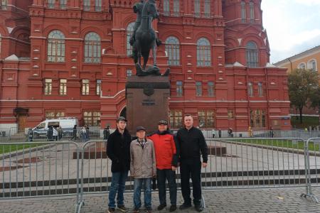 Подмосковные коммунисты отметили день ВЛКСМ: «Комсомол – поколение первых! Комсомол – это наша судьба!»