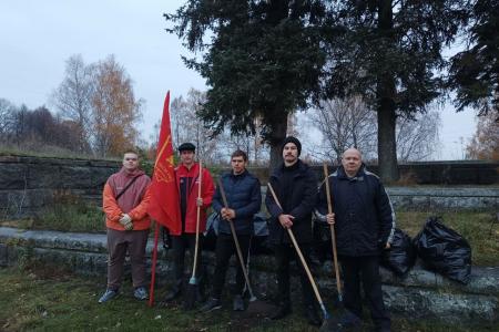 Подмосковные коммунисты отметили день ВЛКСМ: «Комсомол – поколение первых! Комсомол – это наша судьба!»