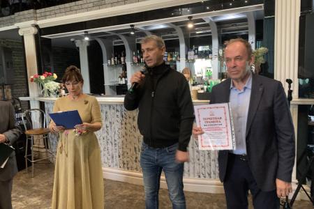 Калининградская область. Коммунисты поздравили ветеранов с днем пожилых людей