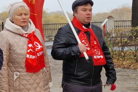 Рязанские коммунисты и комсомольцы отметили 106-ю годовщину Ленинского Комсомола