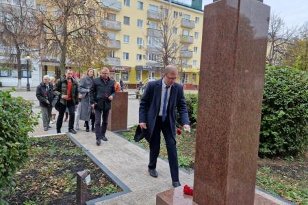 В Пензе прошли мероприятия, посвящённые секретарю обкома КПСС-КПРФ Борису Зубкову